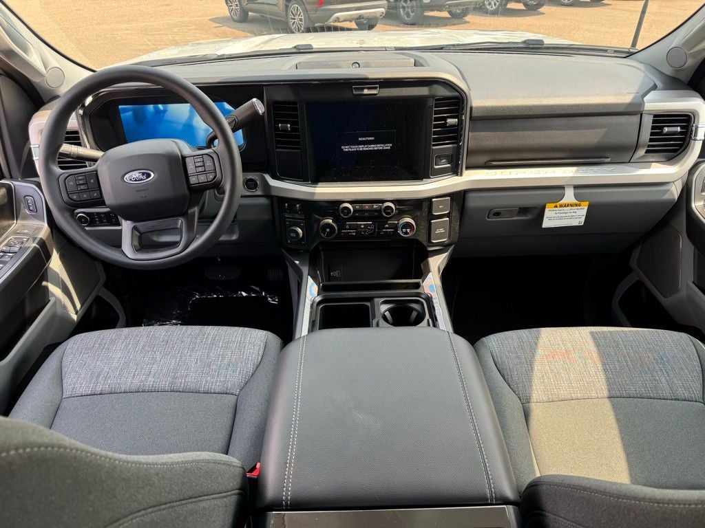 2025 Ford F-350SD XLT