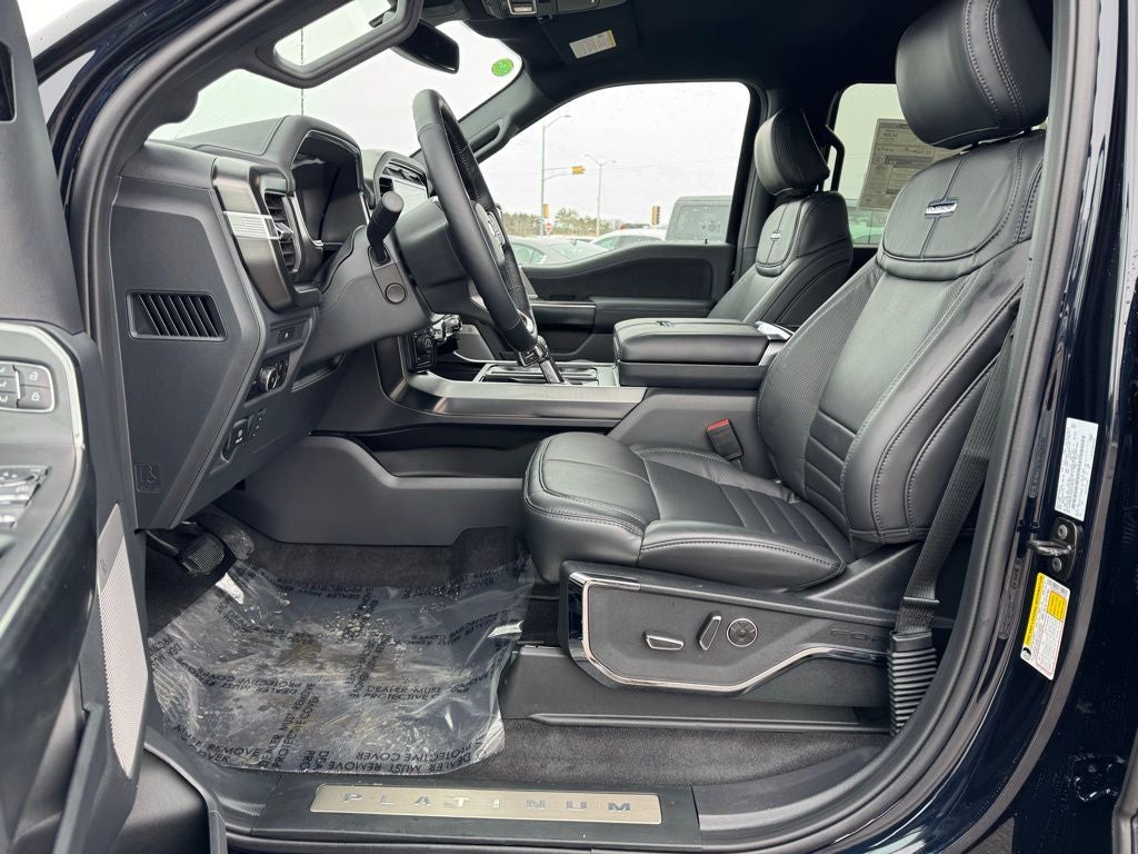 2025 Ford F-150 Platinum