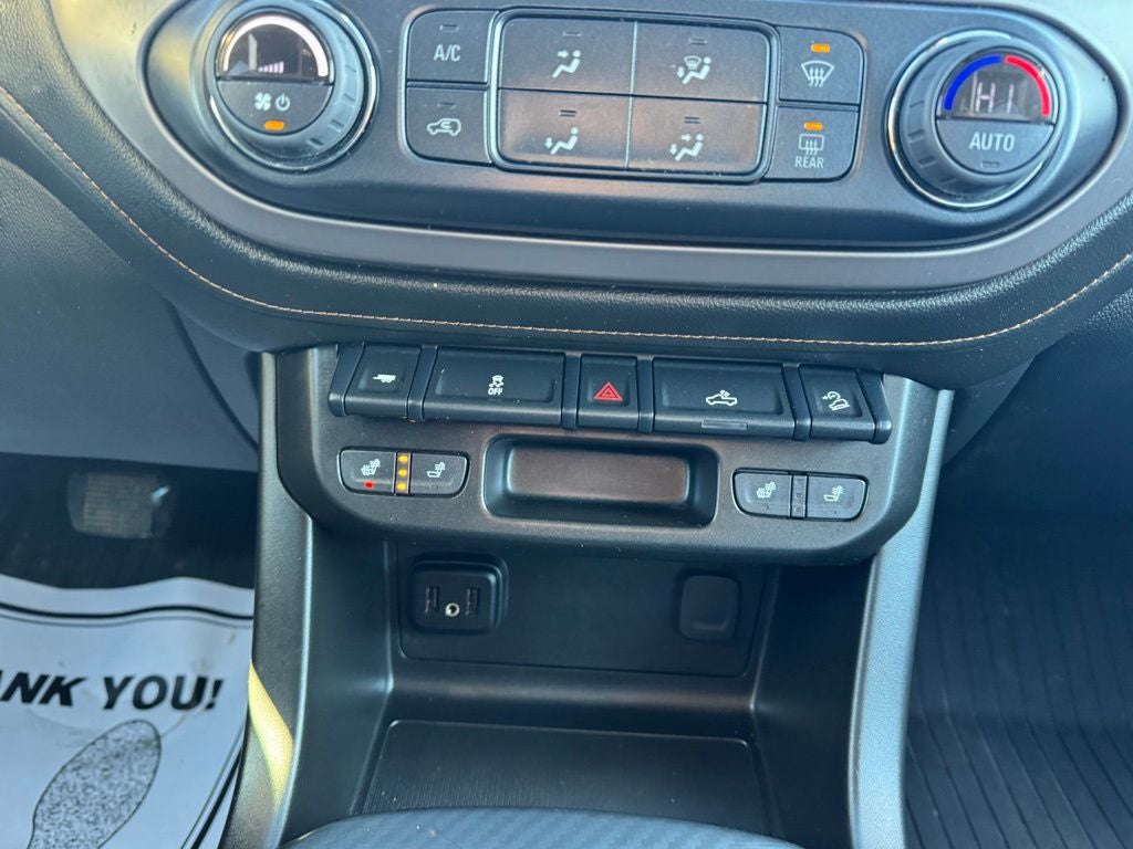 2022 GMC Canyon AT4 w/Cloth