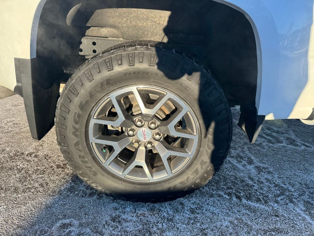 2022 GMC Canyon AT4 w/Cloth