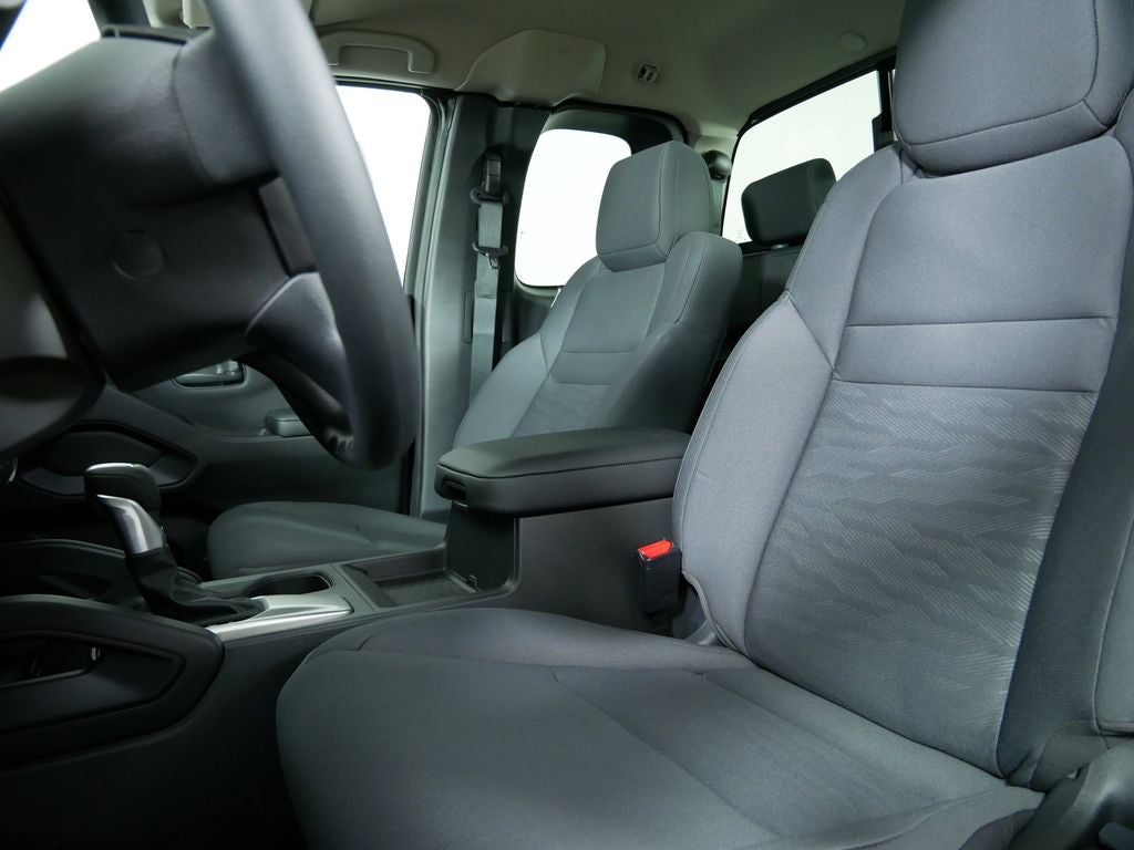 2025 Nissan Frontier S