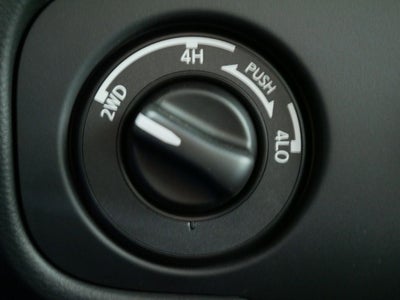 2026 Nissan Frontier SV Dark Armor