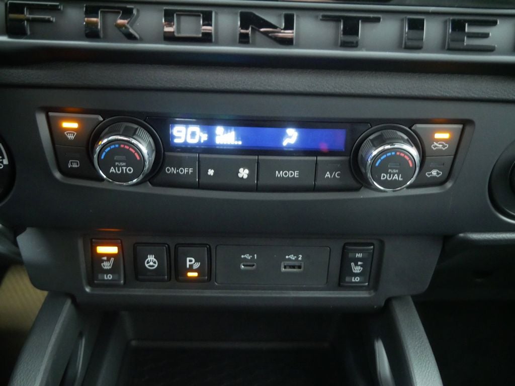 2026 Nissan Frontier SV