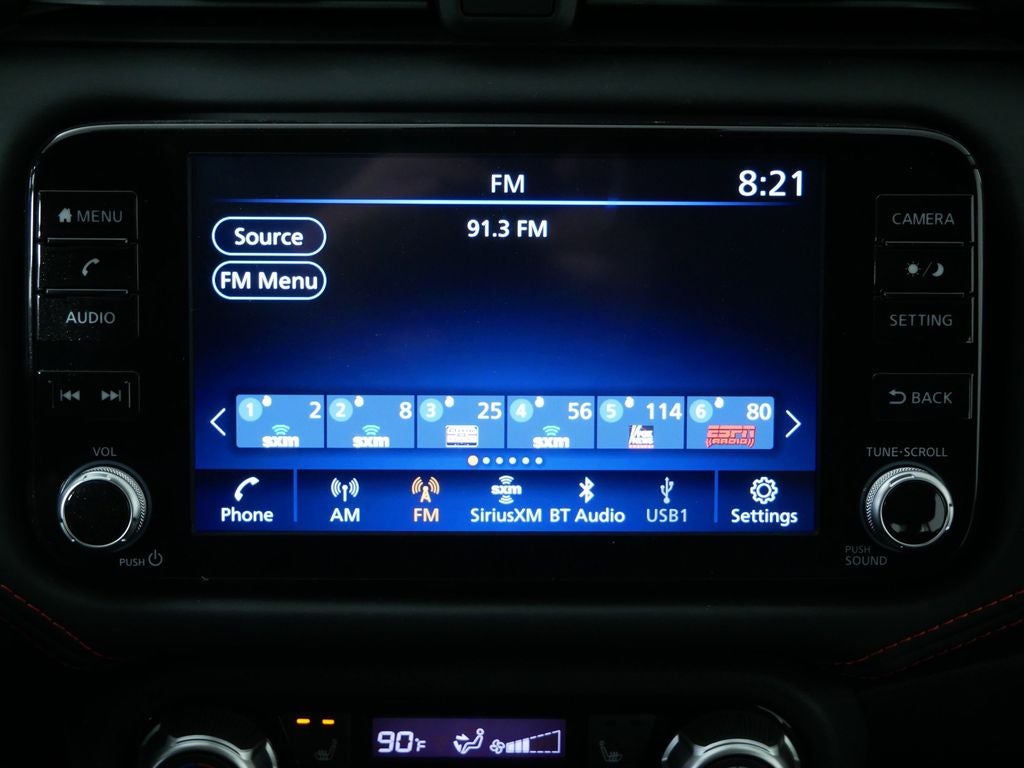 2025 Nissan Versa 1.6 SR