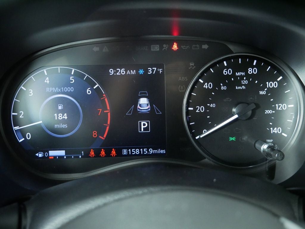 2023 Nissan Kicks SR