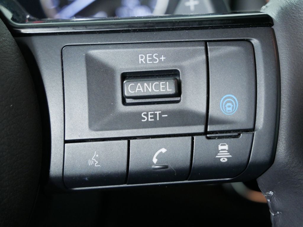 2022 Nissan Rogue SL Premium Package