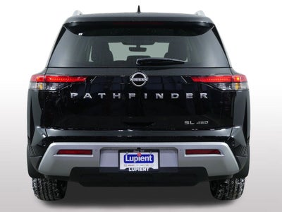 2025 Nissan Pathfinder SL
