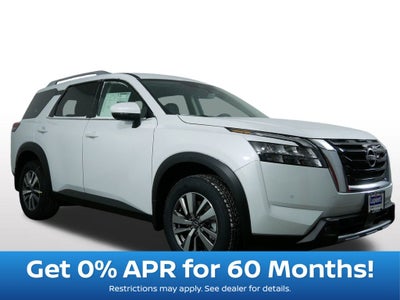 2025 Nissan Pathfinder SL