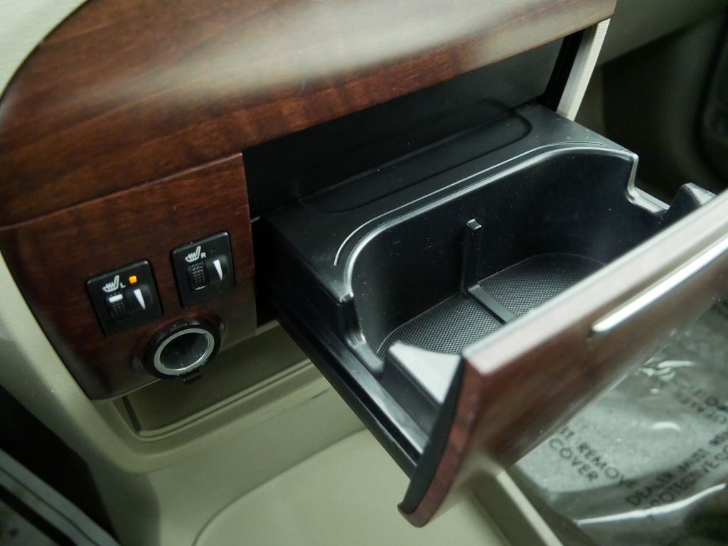 2014 Toyota Sienna XLE 7 Passenger