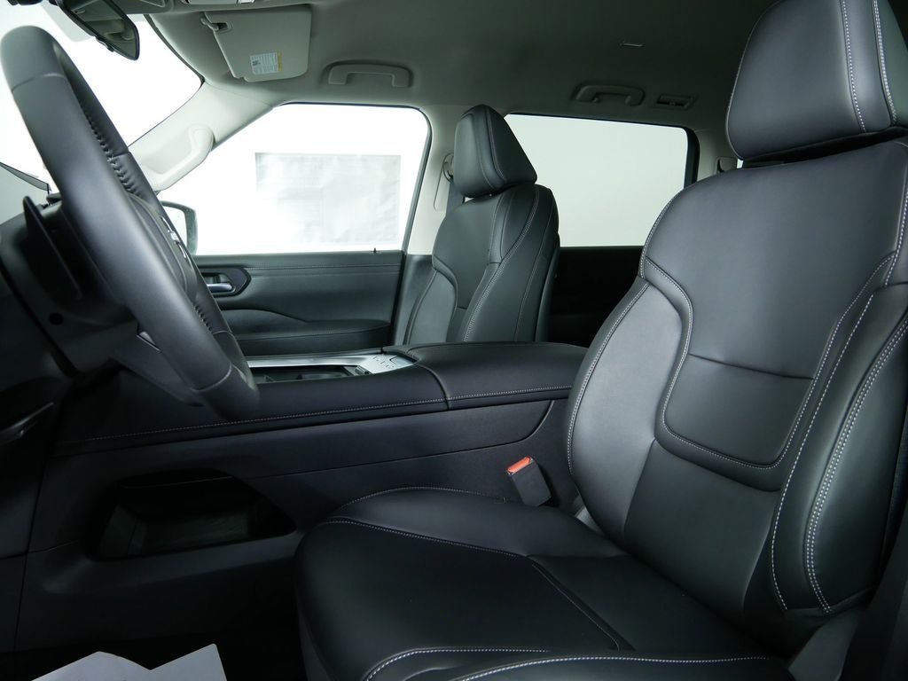 2026 Nissan Armada SV