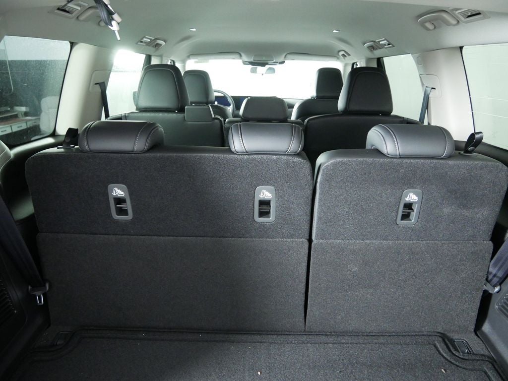 2026 Nissan Armada SV