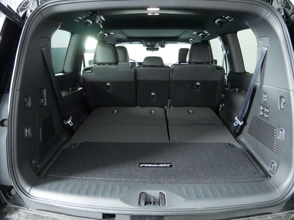 2025 Nissan Armada Pro-4X Premium