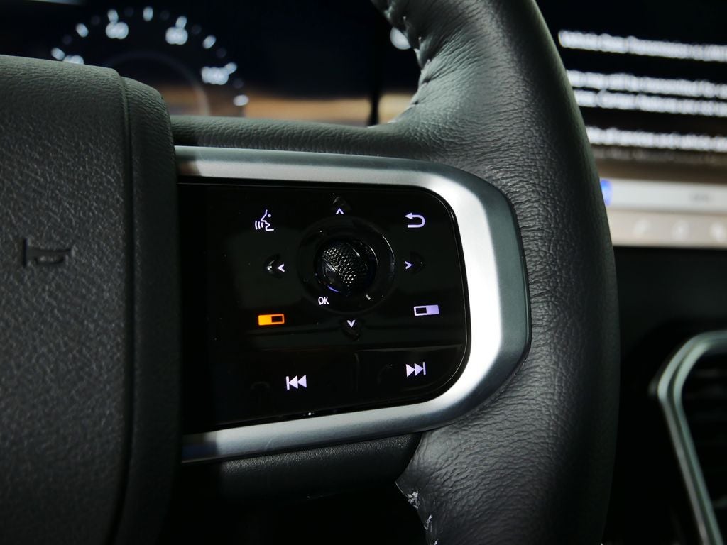 2025 Nissan Armada Platinum