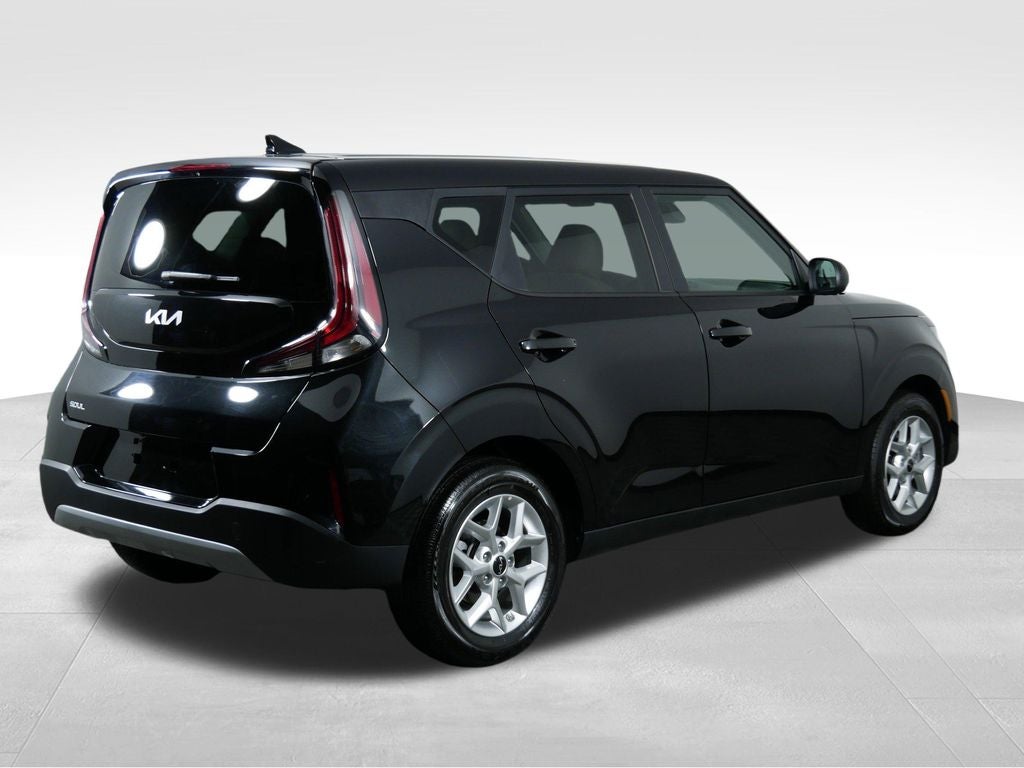 2025 Kia Soul LX Technology Package