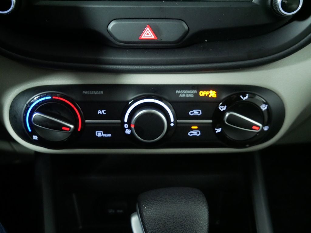 2025 Kia Soul LX Technology Package